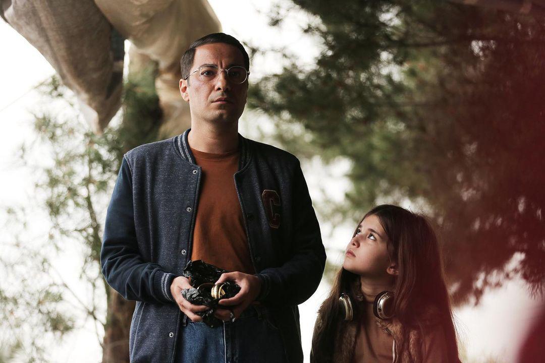 نوید محمدزاده