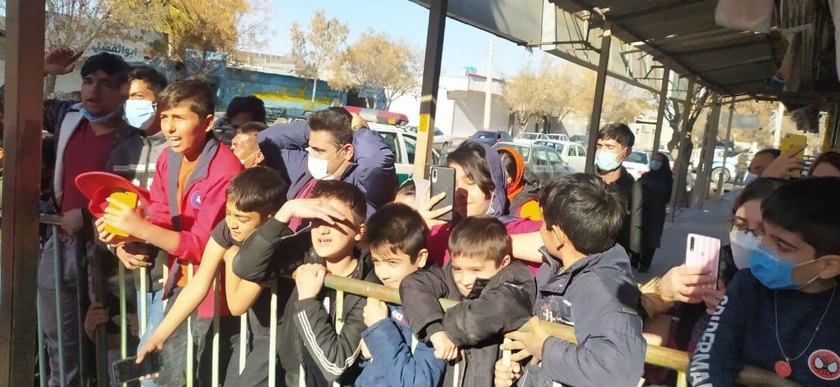 تبعیض بین استقلال و پرسپولیس ؟ اعتراض هواداران پرسپولیس