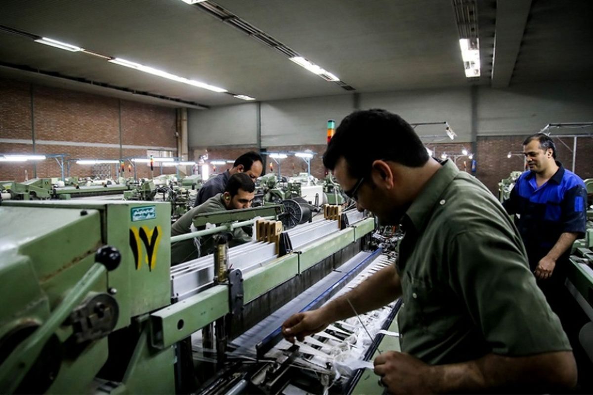 دلیل ناراحتی کارفرمایان از افزایش ۵۷ درصدی حقوق کارگران چیست؟ دلیل ناراحتی کارفرمایان از افزایش ۵۷ درصدی حقوق کارگران چیست؟