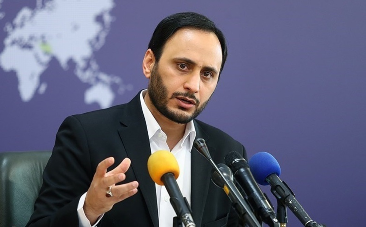 سخنگوی دولت: بیماری اقتصادی کشور یکی دو ماهه درمان نمیشود سخنگوی دولت: بیماری اقتصادی کشور یکی دو ماهه درمان نمیشود