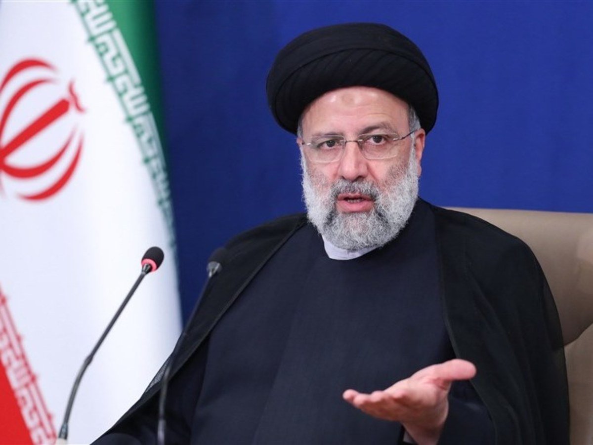 واکنش رئیسی به موج مهاجرت پزشکان: باید این اطمینان را نزد دانشجویان پزشکی ایجاد کنیم که پس از پایان تحصیلات، با درآمد خوب جذب خواهند شد واکنش رئیسی به موج مهاجرت پزشکان: باید این اطمینان را نزد دانشجویان پزشکی ایجاد کنیم که پس از پایان تحصیلات، با درآمد خوب جذب خواهند شد