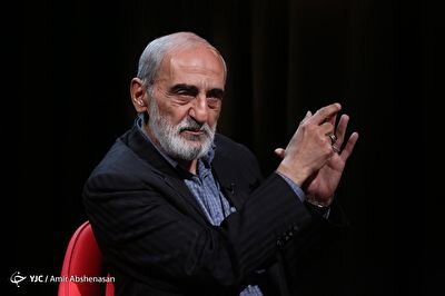 درخواست شریعتمداری از «فرماندهی سپاه» برای «اعلام نظر سریع و صریح» و تکذیب سخنان امیرعبداللهیان درخواست شریعتمداری از «فرماندهی سپاه» برای «اعلام نظر سریع و صریح» و تکذیب سخنان امیرعبداللهیان