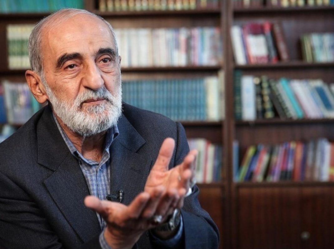 حسین شریعتمداری: سفر گزارشگر ویژه سازمان ملل به ایران را لغو کنید / هدف او شناسایی و سد کردن مسیر دور زدن تحریم هاست حسین شریعتمداری: سفر گزارشگر ویژه سازمان ملل به ایران را لغو کنید / هدف او شناسایی و سد کردن مسیر دور زدن تحریم هاست