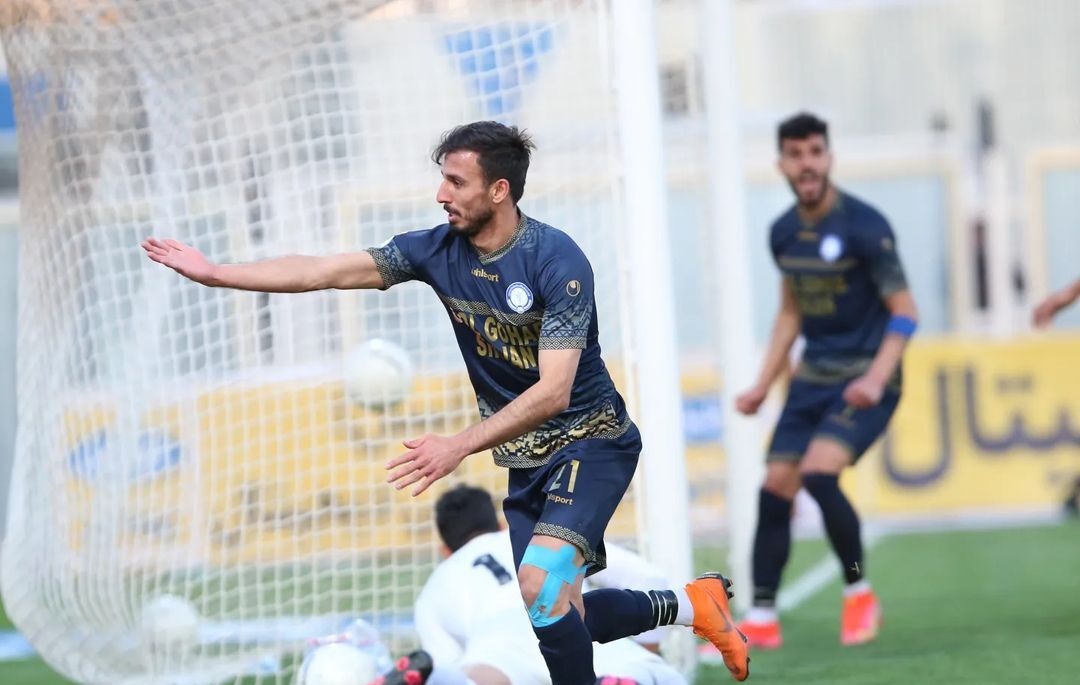 شانس پرسپولیس برای جذب این ستاره بیشتر از استقلال شد!