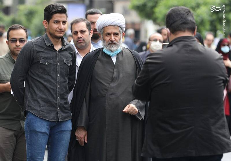 جابهجایی یا برکناری؟ جابهجایی یا برکناری؟