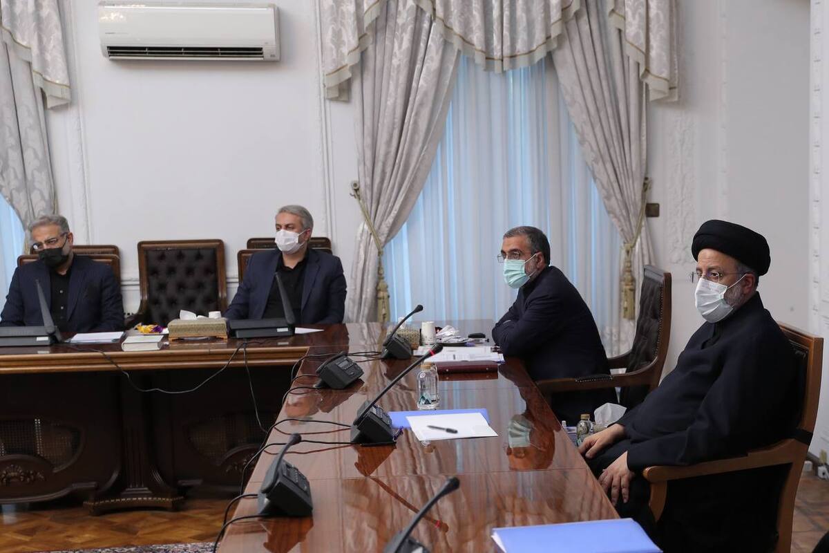 تصمیمات ستاد اقتصادی دولت برای بهبود بازار سرمایه | رئیسی: بازارسرمایه شفاف باشد تصمیمات ستاد اقتصادی دولت برای بهبود بازار سرمایه | رئیسی: بازارسرمایه شفاف باشد