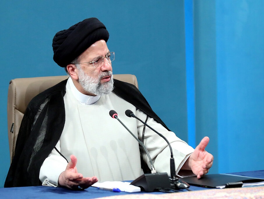 رئیسی: با اعتقاد و اطلاع دقیق از ظرفیتها میگویم که آینده کشور روشن است / بخش قابل توجهی از مطالبات خود از برخی کشورها را دریافت کردهایم رئیسی: با اعتقاد و اطلاع دقیق از ظرفیتها میگویم که آینده کشور روشن است / بخش قابل توجهی از مطالبات خود از برخی کشورها را دریافت کردهایم