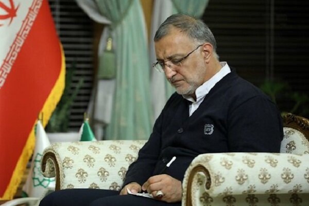 حکمی با امضای زاکانی که در فضای مجازی دست به دست می شود (+تصویر) حکمی با امضای زاکانی که در فضای مجازی دست به دست می شود (+تصویر)