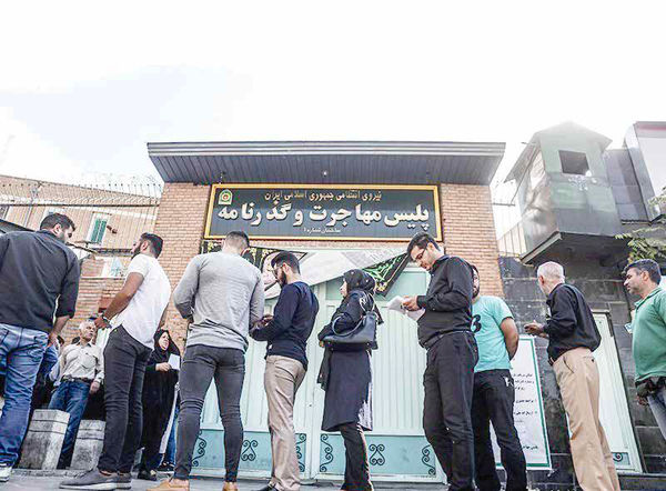 گسترش مهاجرت از نخبگان به همگان گسترش مهاجرت از نخبگان به همگان