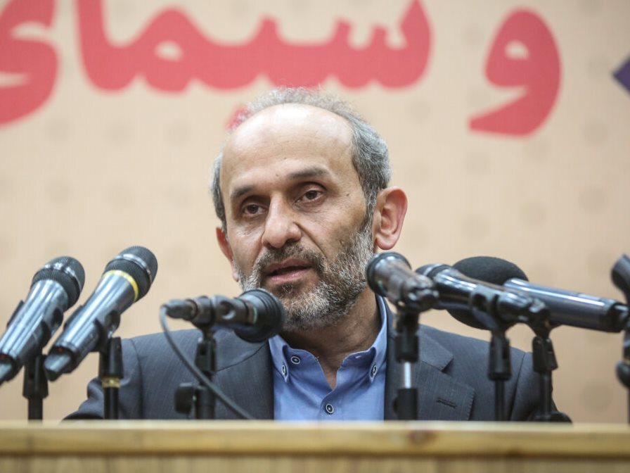 رئیس صداوسیما: وقتی رسانه ملی برای مقابله با دروغ پردازی و گمراه سازی افکار عمومی وارد میدان شود، طبیعی است که مورد هجمه قرار گیرد / در اتفاقات اخیر با پدیده پنهان شدن واقعیت نزد قشر جوان و نوجوان روبرو بودیم رئیس صداوسیما: وقتی رسانه ملی برای مقابله با دروغ پردازی و گمراه سازی افکار عمومی وارد میدان شود، طبیعی است که مورد هجمه قرار گیرد / در اتفاقات اخیر با پدیده پنهان شدن واقعیت نزد قشر جوان و نوجوان روبرو بودیم