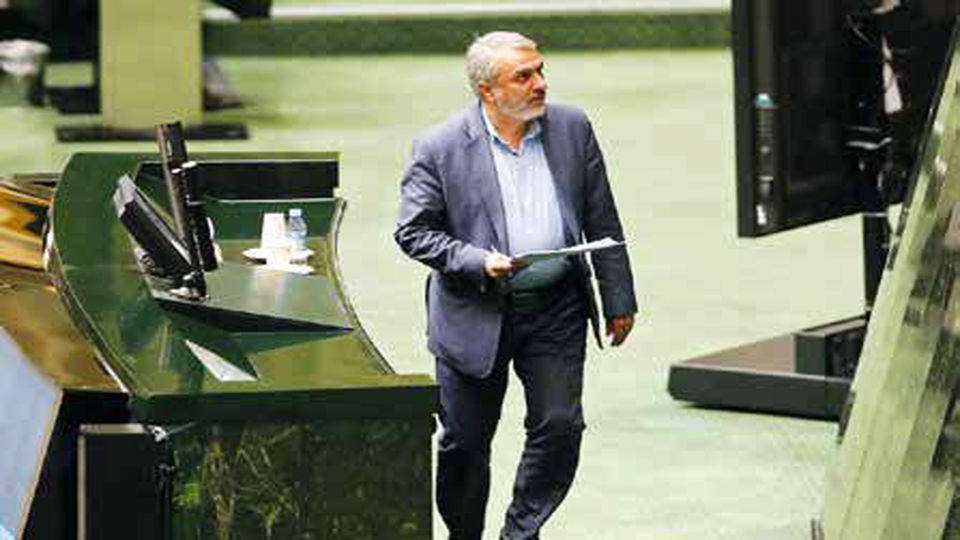 وزیر صمت رفتنی نیست؟ وزیر صمت رفتنی نیست؟