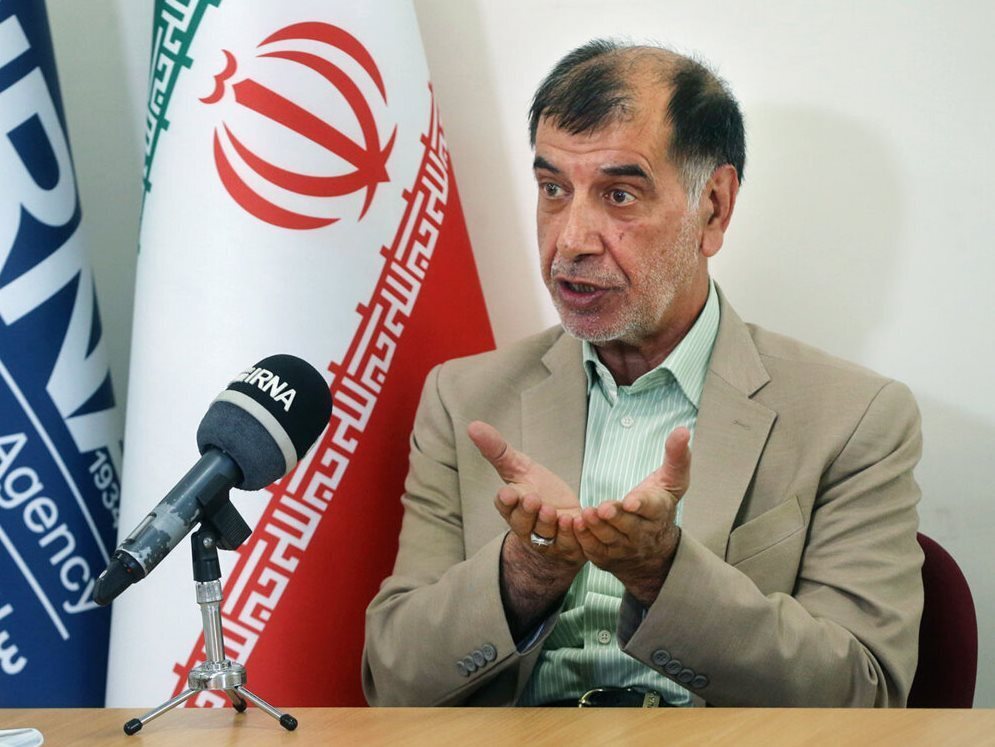 باهنر: ساختارهای قانون اساسی قابل تغییر است نه اصول آن / می توان در شرایط مجلس تجدید نظرکرد به طوری که دو مجلس ملی و یک مجلس منطقه ای داشته باشیم باهنر: ساختارهای قانون اساسی قابل تغییر است نه اصول آن / می توان در شرایط مجلس تجدید نظرکرد به طوری که دو مجلس ملی و یک مجلس منطقه ای داشته باشیم