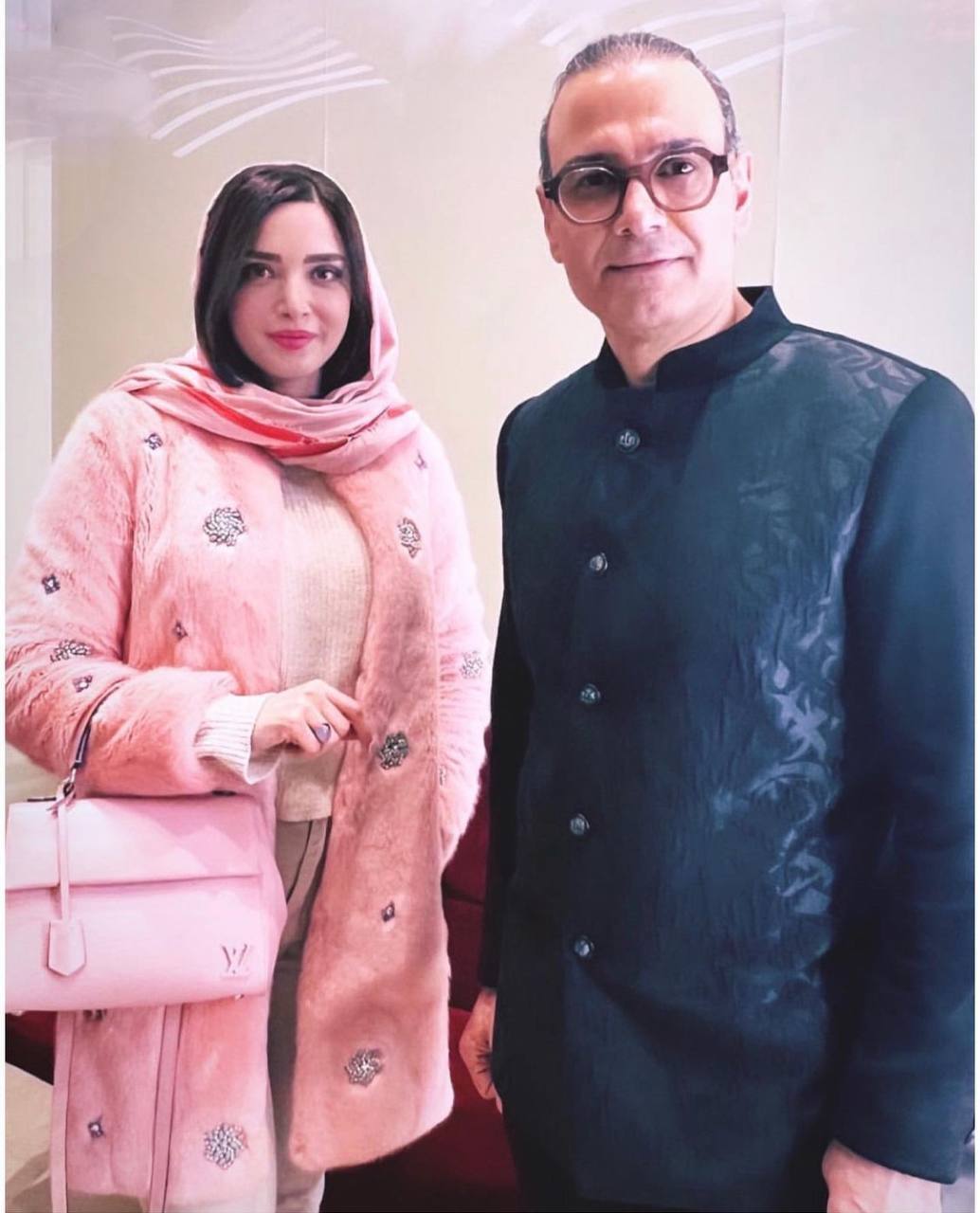 جنجال تیپ جدید بهنوش طباطبایی در کنسرت علیرضا قربانی/ عکس جنجال تیپ جدید بهنوش طباطبایی در کنسرت علیرضا قربانی/ عکس