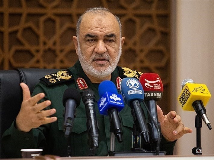 سرلشکر سلامی: دشمنان، ایران را مانند شهرهای سوریه می‌خواهند/ برای ‌برهم زدن امنیت برنامه‌‌ دارند / در نیروهای مسلح، مدام از نقشه آن‌ها آگاه می‌شویم
