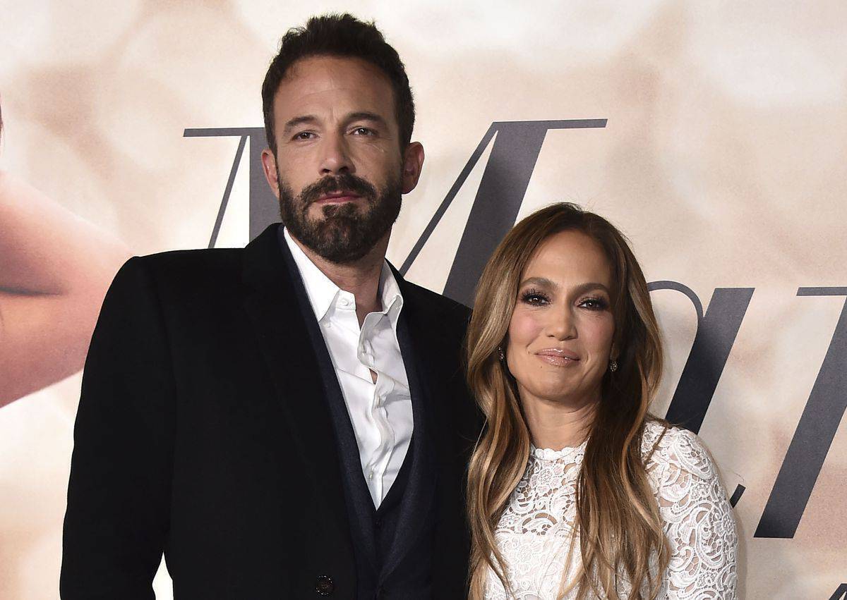 رفتار زننده جنیفر لوپز با دختران هوادار همسرش/عکس