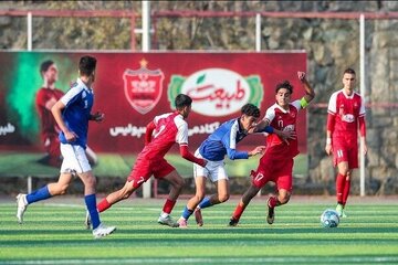 دربی پرسپولیس و استقلال بدون برنده دربی پرسپولیس و استقلال بدون برنده