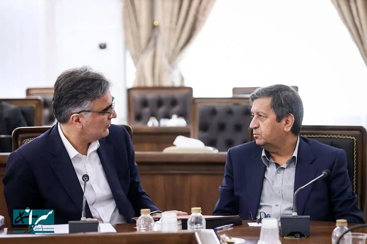 گزینههای احتمالی وزارت اقتصاد و پست جدید همتی مشخص شدند گزینههای احتمالی وزارت اقتصاد و پست جدید همتی مشخص شدند