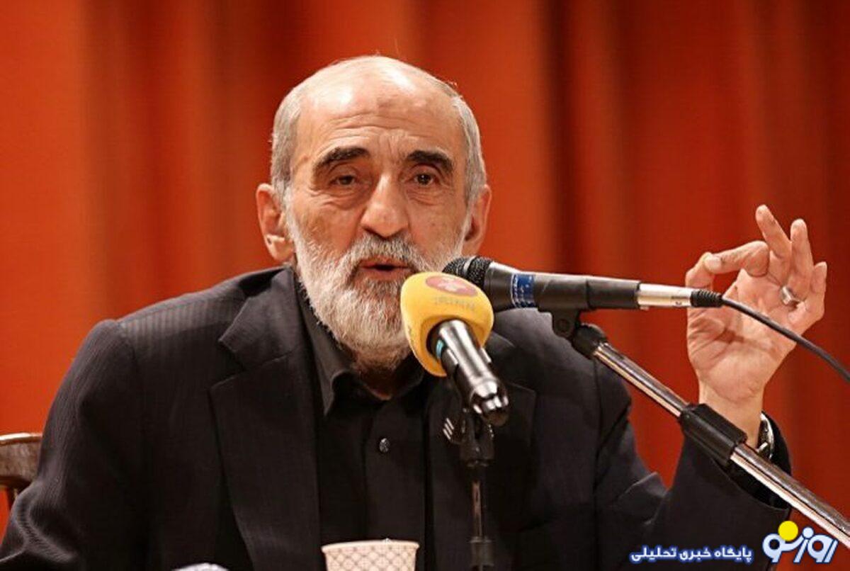 حسین شریعتمداری: اگر اصولگرایان ائتلاف نکردند فرق چندانی ندارد به کدام یک رأی بدهید/ صورت مسئله را از حالت «چندکاندیدایی» به «تک کاندیدا» تغییر دهید حسین شریعتمداری: اگر اصولگرایان ائتلاف نکردند فرق چندانی ندارد به کدام یک رأی بدهید/ صورت مسئله را از حالت «چندکاندیدایی» به «تک کاندیدا» تغییر دهید