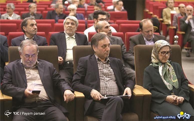 اعتراض به برداشت 250 میلیاردی/ در بین متقاضیان دریافت پول علاوه بر قرارگاه اربعین، حمایت از میهمانی ۱۰ کیلومتری غدیر و... به چشم میخورد اعتراض به برداشت 250 میلیاردی/ در بین متقاضیان دریافت پول علاوه بر قرارگاه اربعین، حمایت از میهمانی ۱۰ کیلومتری غدیر و... به چشم میخورد