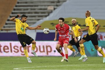 گولسیانی: با گل به خودی احساس خیلی بدی به هواداران دادم/ نمیدانم فصل بعد در پرسپولیس هستم یا نه