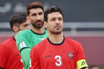 کنایه سنگین شجاع خلیل‌زاده به پرسپولیسی‌ها در برنامه میثاقی/یک «قهرمانی پاک» را به تراکتور هدیه دادیم