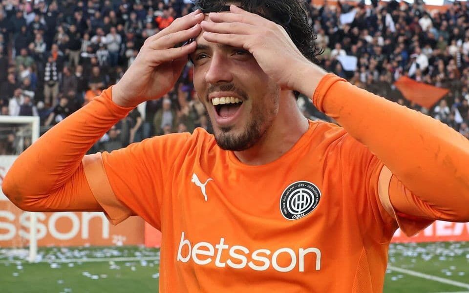 پس از سال ها پرسپولیس بالاخره پست ۶ را پر کرد! پس از سال ها پرسپولیس بالاخره پست ۶ را پر کرد!