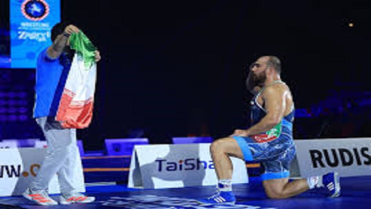 تبریک باشگاه پرسپولیس به مناسبت ششمین قهرمانی کشتی ایران