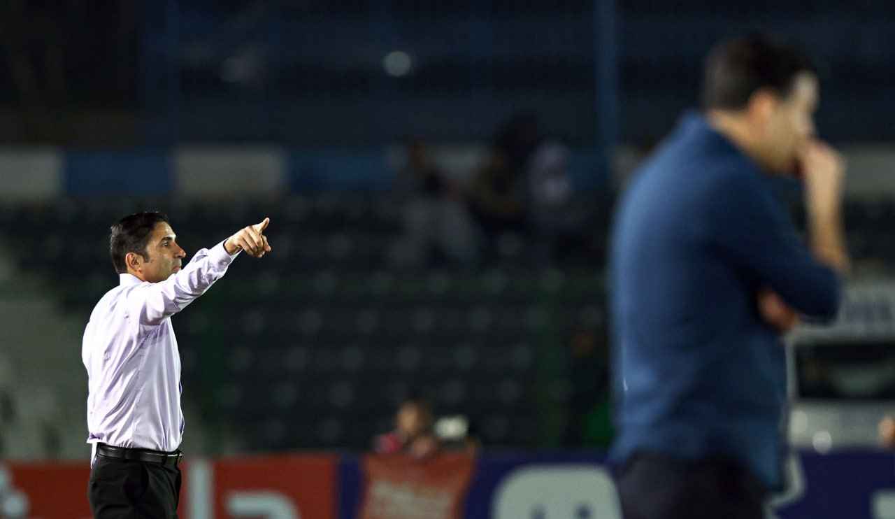 حمله پیشکوست پرسپولیس به وحید هاشمیان: این سرمربی شجاع نیست و باید هرچه زودتر اخراج شود حمله پیشکوست پرسپولیس به وحید هاشمیان: این سرمربی شجاع نیست و باید هرچه زودتر اخراج شود