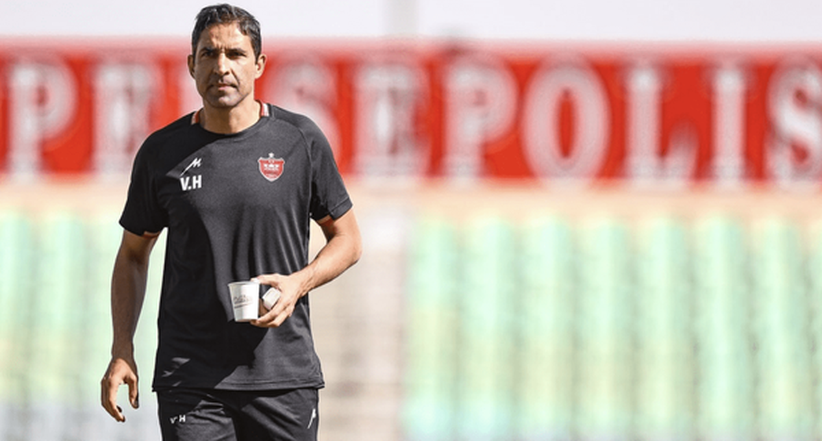 هاشمیان با بازیکنان پرسپولیس خداحافظی کرد