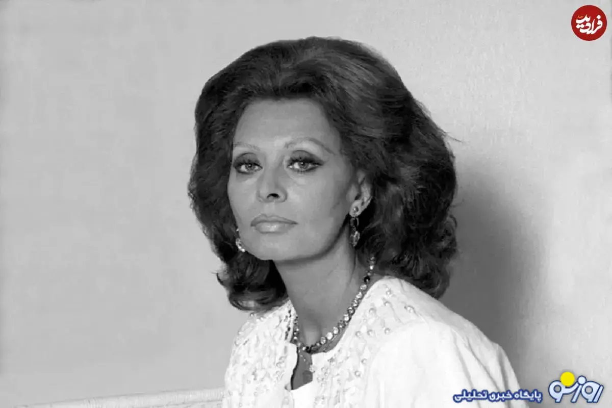 «سوفیا لورن» به همراه سگ اش «سوفیا لورن» به همراه سگ اش